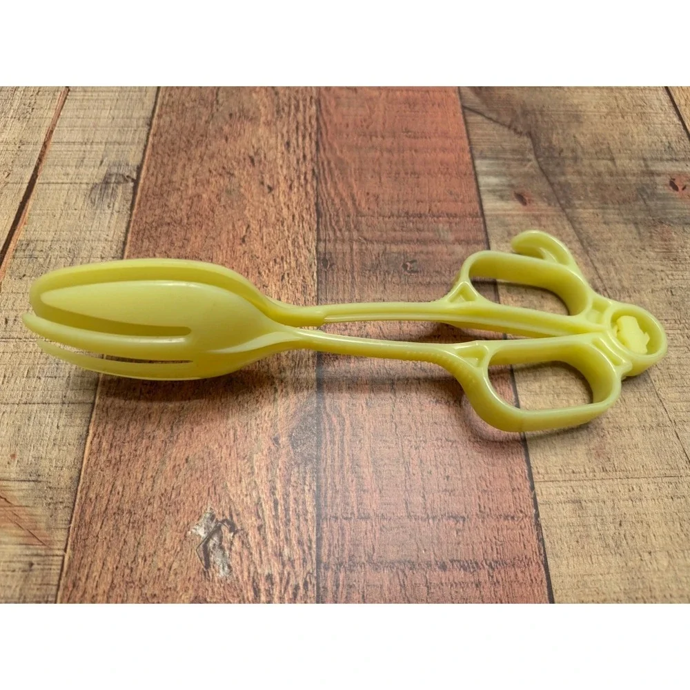 1954 Tupperware PASTELSalad Tongs- separate & toss 113-1+114-2 HTF ORIGINAL VTG